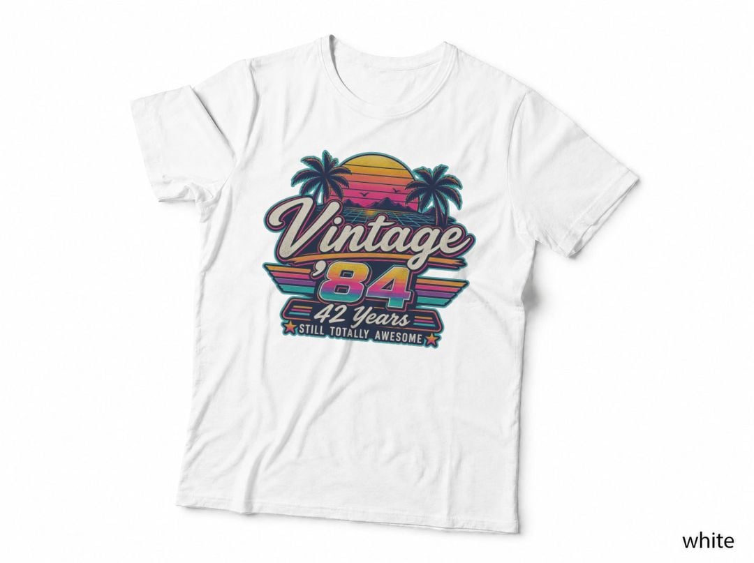 1984 42nd Birthday Vintage 84 Synthwave Sunset Palm Trees T-Shirt Hoodie
