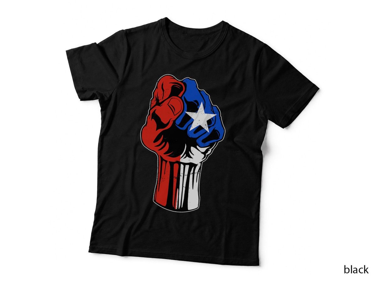 Chile Pride Fist Boxing Gloves T-Shirt
