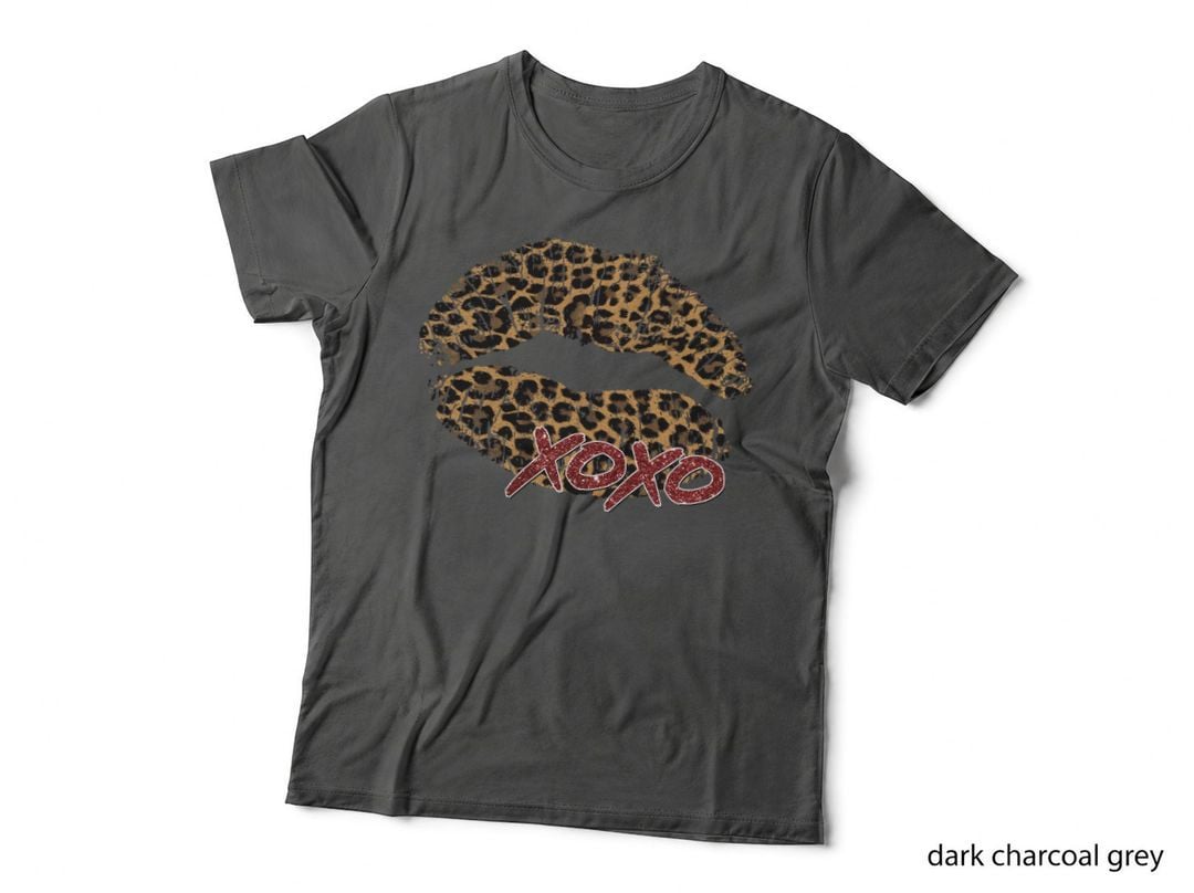 Leopard Lips XOXO Print Pink Text Glamorous Y2k T-Shirt