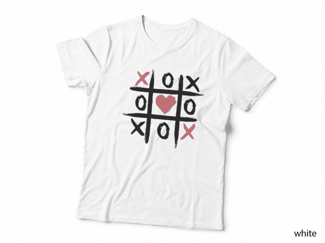 Tic Tac Toe Game Board with Heart Middle Playful Love T-Shirt