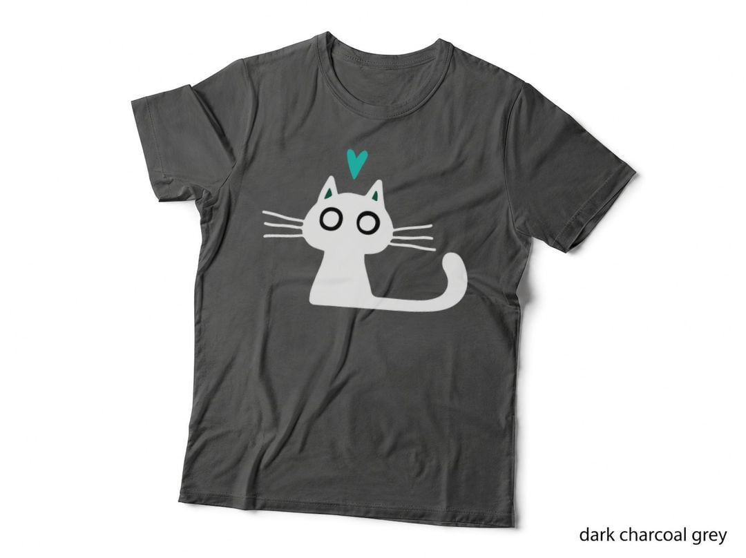 Cute Black Cat with Heart Kitten Valentine T-Shirt