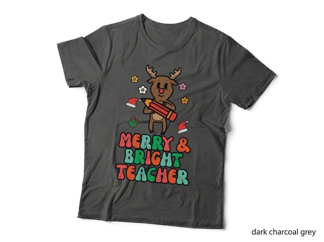 Christmas Reindeer Merry & Bright Teacher T-Shirt, Retro Groovy Xmas Print