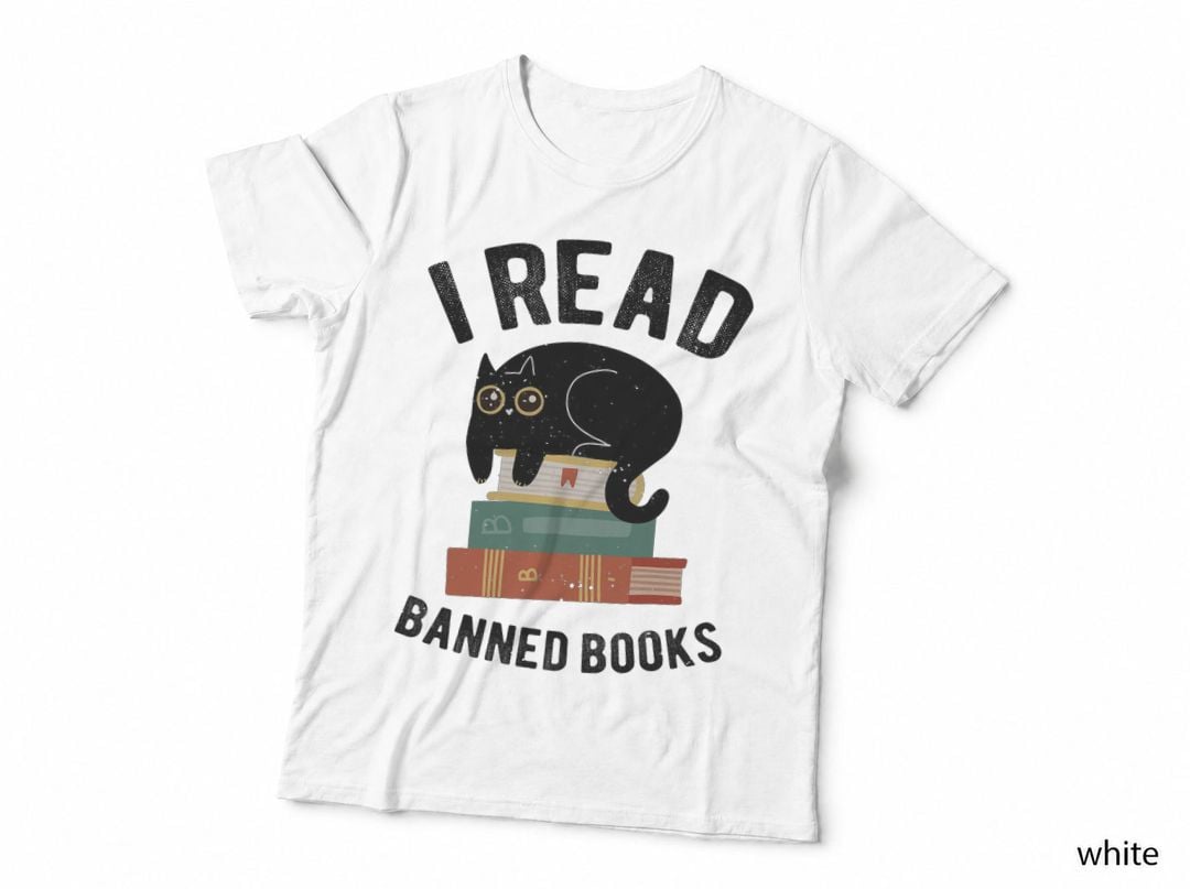 I Read Banned Books Librarians Black Cat Reader Bookworm T-Shirt