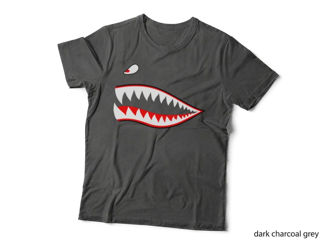 Shark Teeth P-40 P40 Warhawk Airplane Vintage WWII WW2 T-Shirt