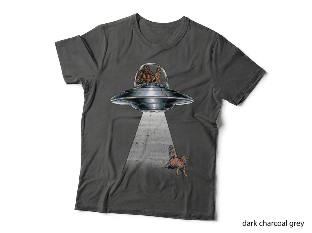 Bigfoot & His German Shepherd Dog in UFO Chasing a Pet Cat T-Shirt