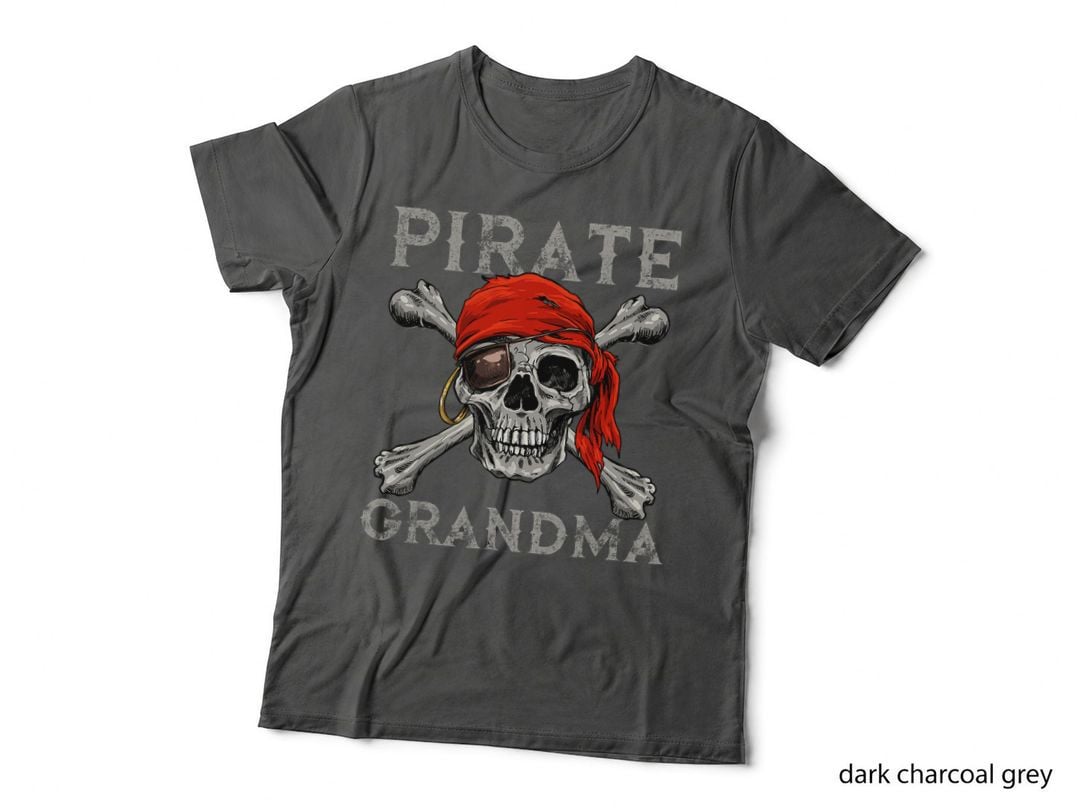Grandma Shirt Pirate Matching Skull & Crossbones Jolly Roger T-Shirt