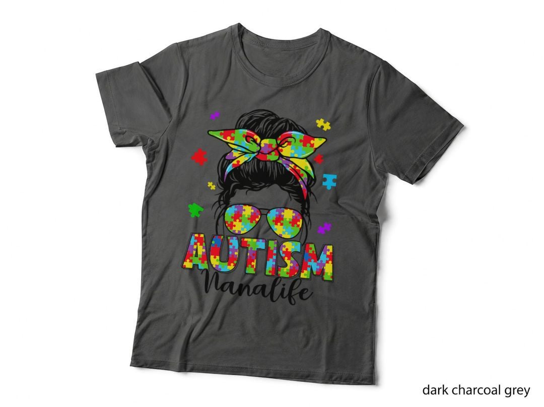 Autism Nana Messy Bun Puzzle Sunglasses Mother's Day T-Shirt