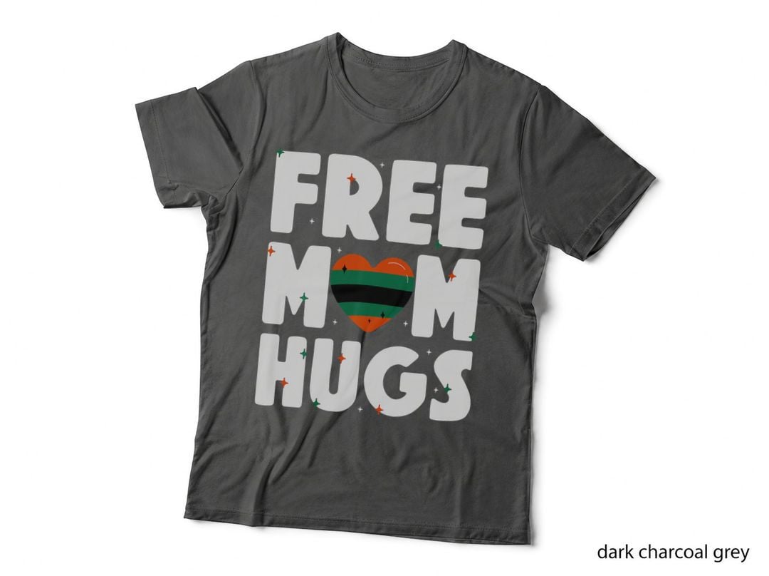 Transgender Trans LGBT Pride Rights Mom Free Mom Hugs T-Shirt
