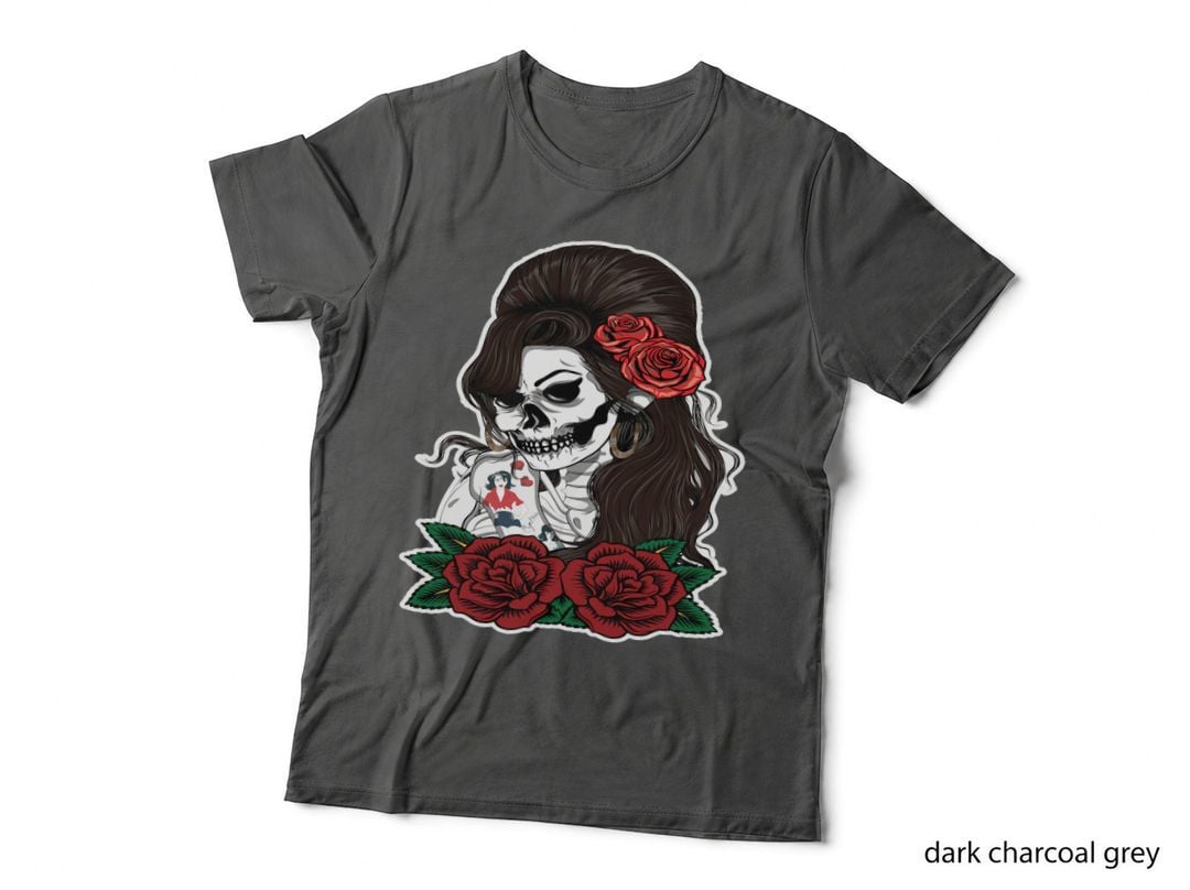 Amy Winehouse Skull Unique T-Shirt