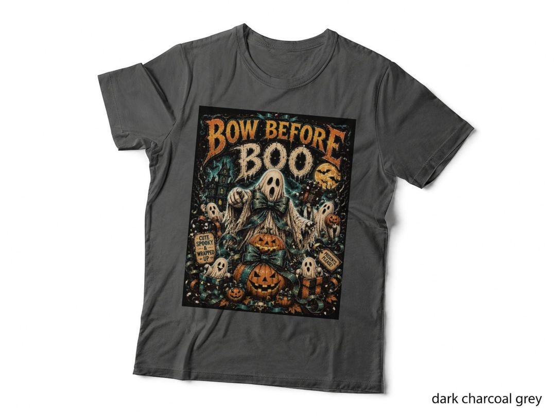 Ghost Pumpkin Halloween Vintage Bow Coquette Cute Spooky Horror Halftone T-Shirt