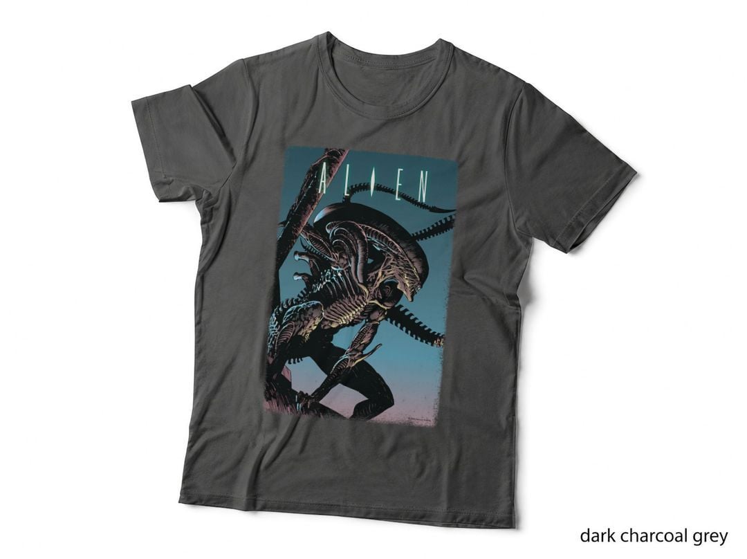 Alien Xenomorph Illustrated Poster, Sci-Fi Horror Movie Fan Art T-Shirt
