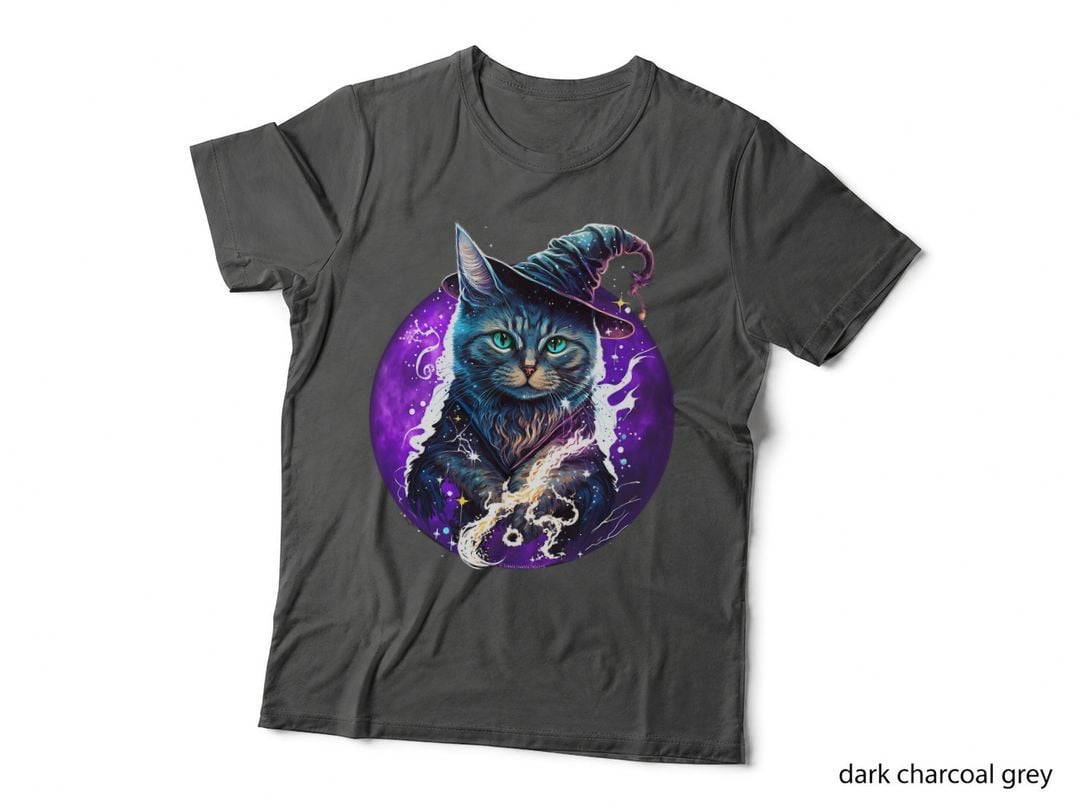 Beautiful Wiccan Cat with a Witch Hat Purple Moon Witchy Cat T-Shirt