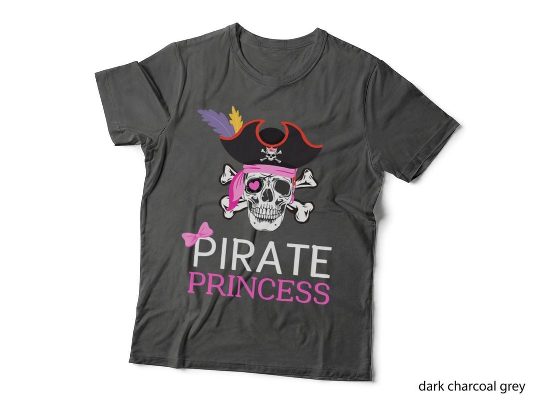 Cute Pirate Princess Skull Girl Halloween Costume Pirate T-Shirt