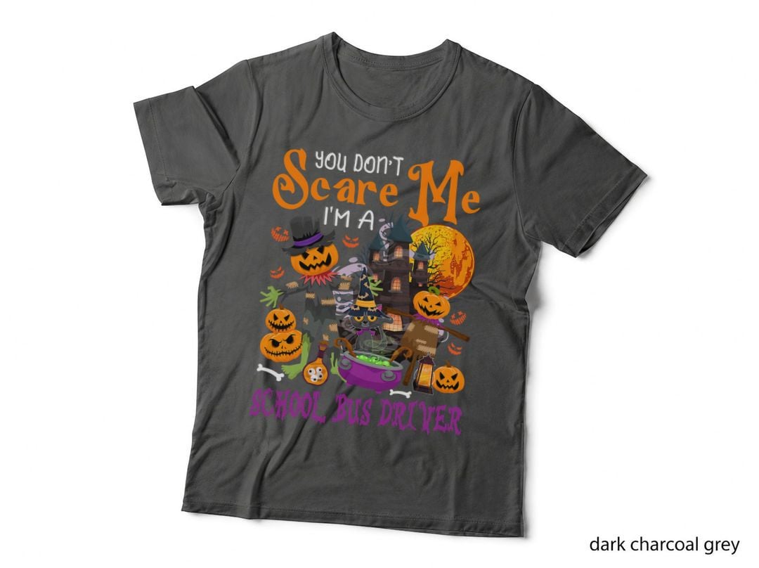 Don't Scare Me I'm a School Bus Driver Halloween Pumpkin T-Shirt