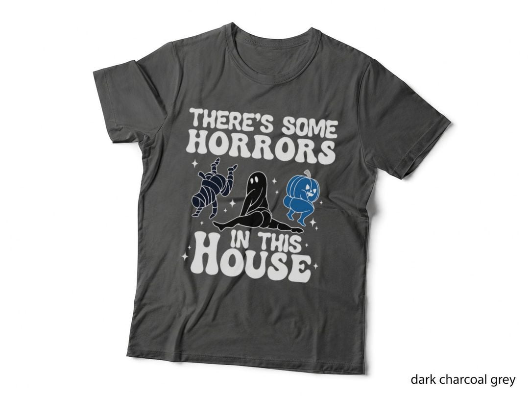 There's Some Horrors in This House Funny Halloween Retro Halloween Funny T-Shirt