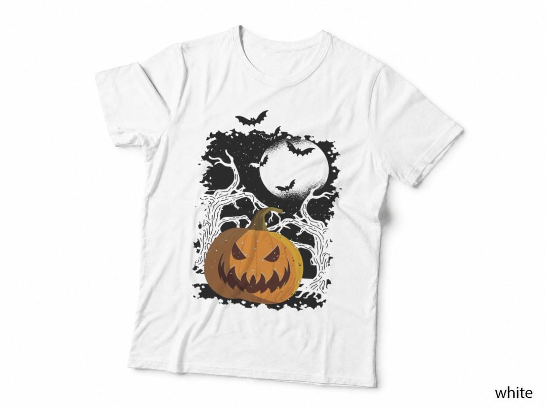 Vintage Halloween T-Shirt with Scary Jack O Lantern & Bats