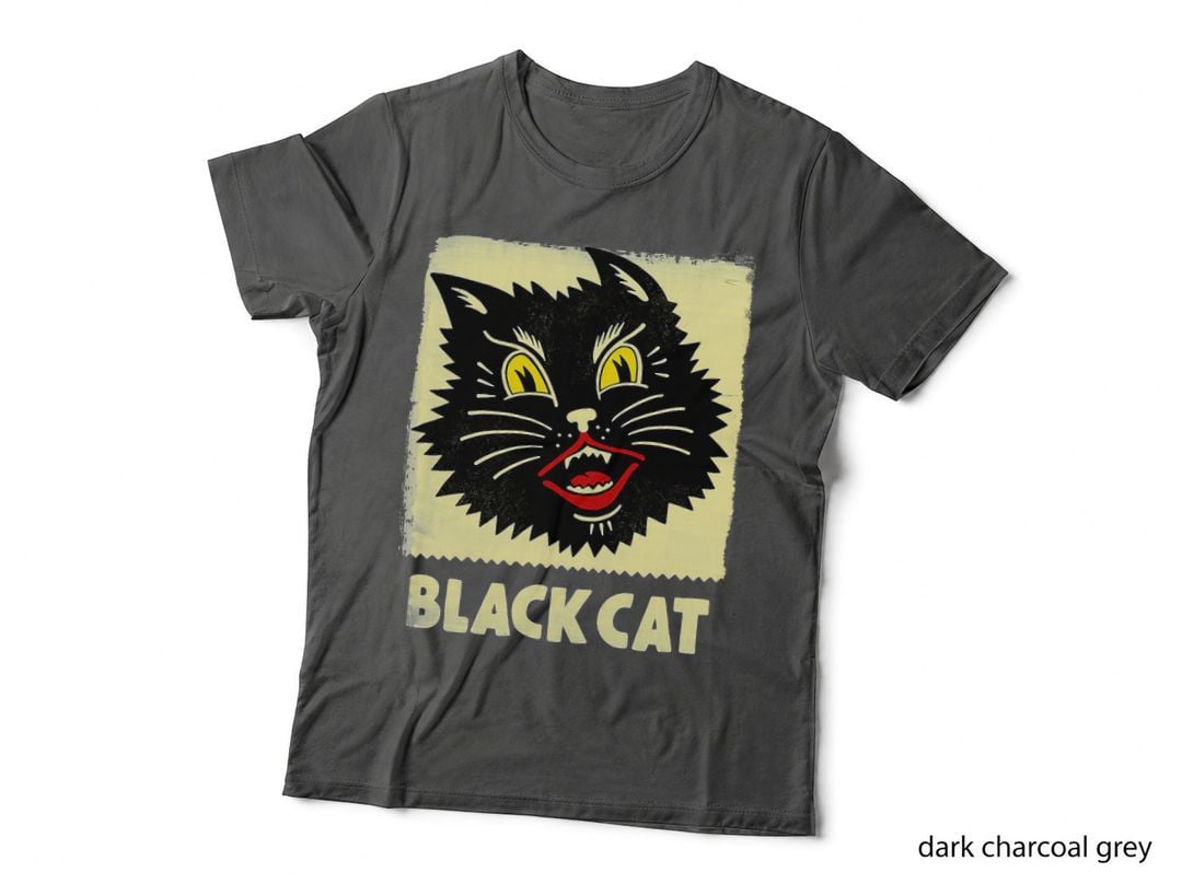 Vintage Retro Black Cat Halloween Gift T-Shirt
