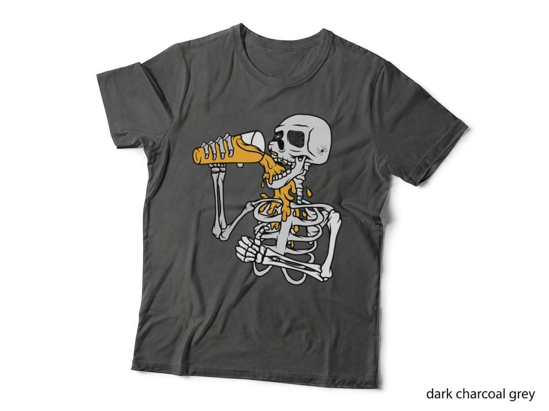 Skeleton Loves Drinking Beer Oktoberfest Halloween T-Shirt