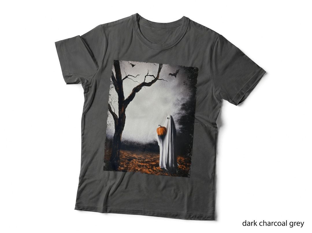 Vintage Ghost Pumpkin Halloween Ghost in the Forest Gothic T-Shirt