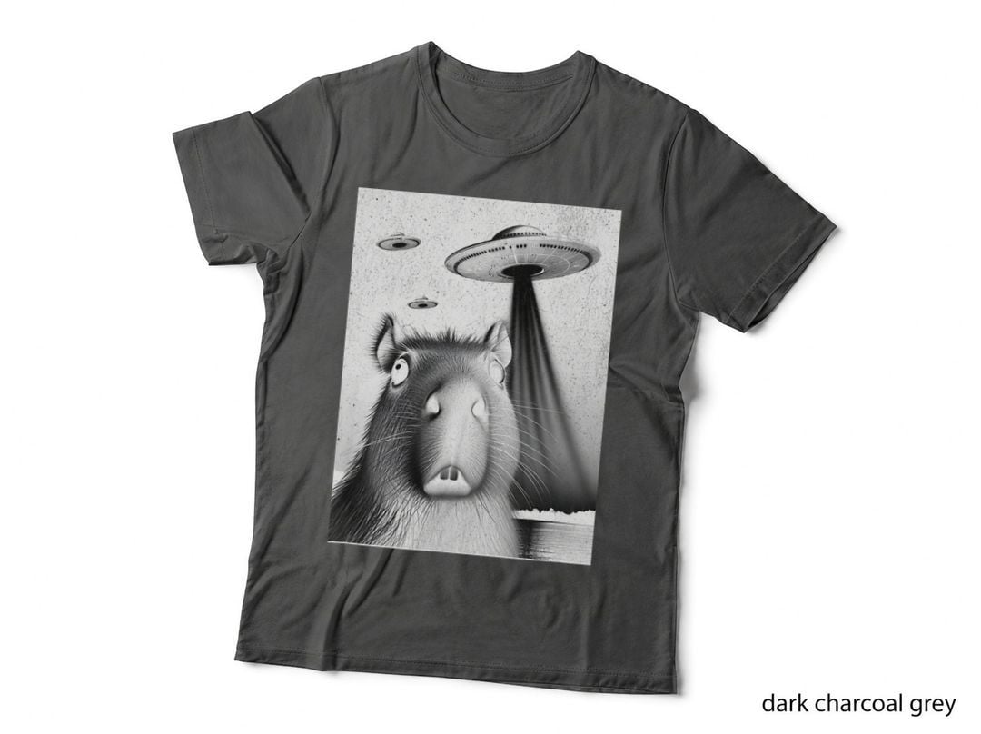 Capybara UFO Funny Invasion Meme Alien Capybara UFO Selfie T-Shirt
