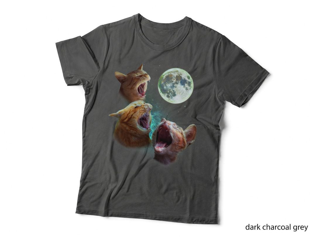 Three Orange Tabby Cats Howl at Moon 3 Wolfs - Funny Parody T-Shirt