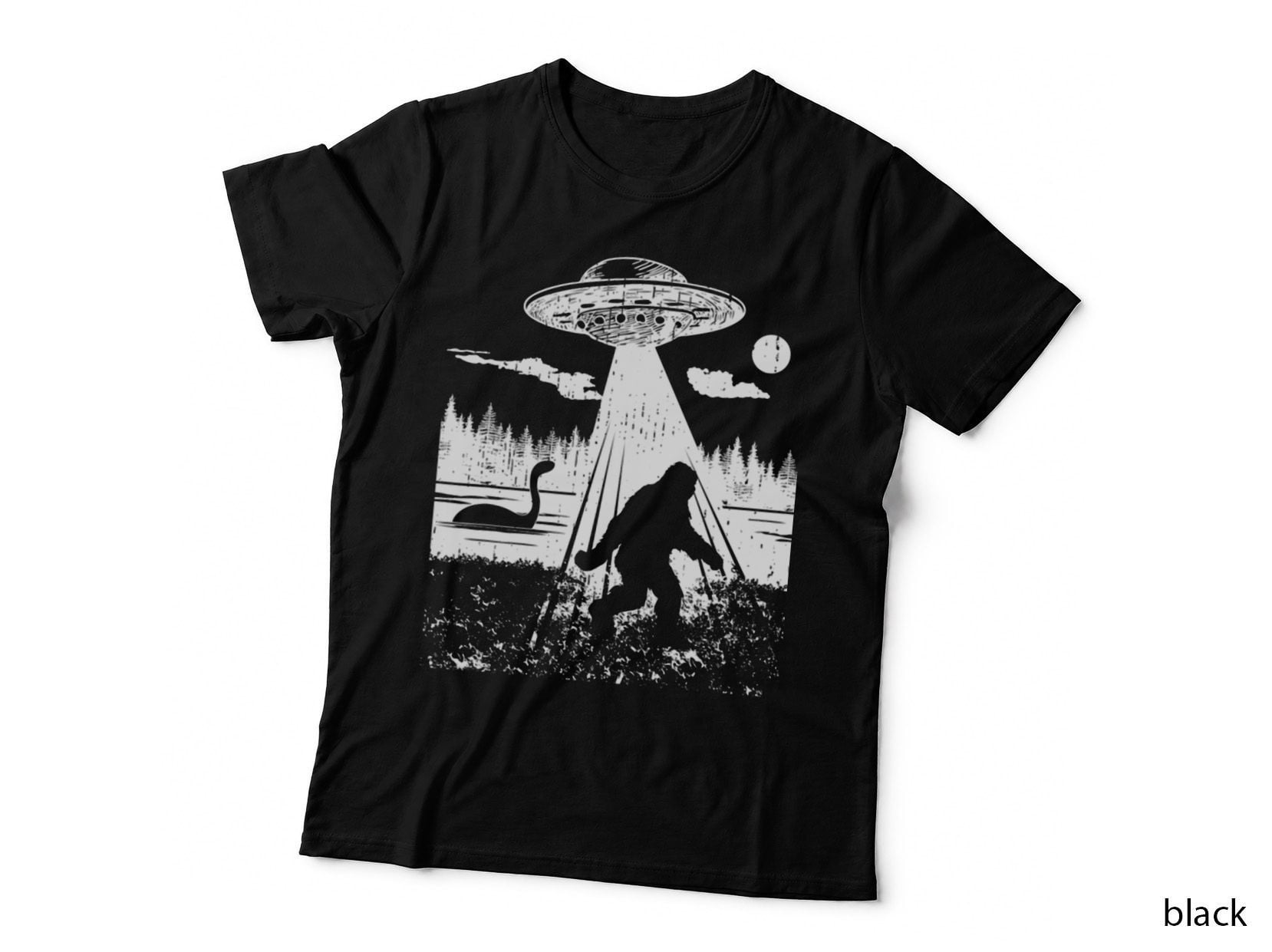 Bigfoot UFO Abduction Funny Sasquatch Aliens Cryptozoology T-Shirt