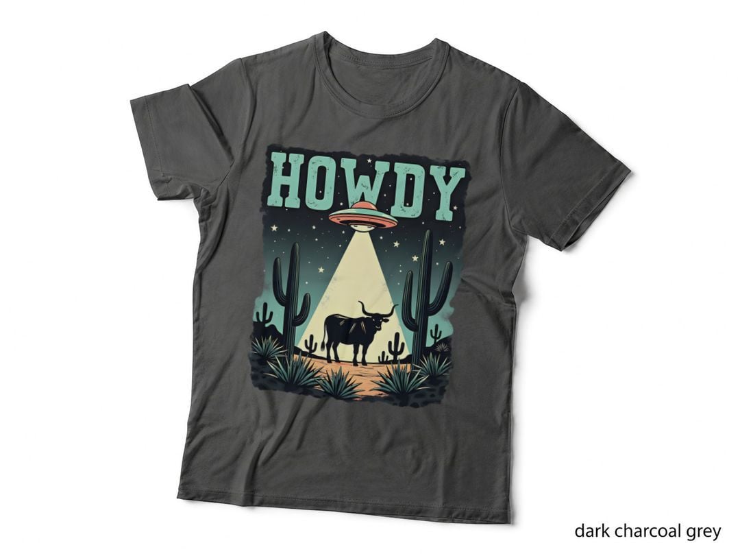 Howdy Western Sci-Fi Funny Humour Retro Longhorn UFO Cactus Illustration T-Shirt