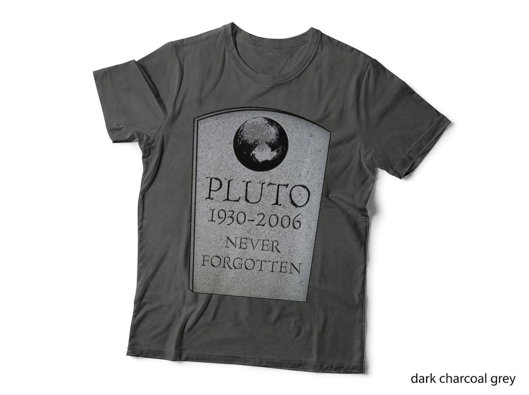 Never Forget Pluto Forgotten Astronomy Space Headstone Funny T-Shirt