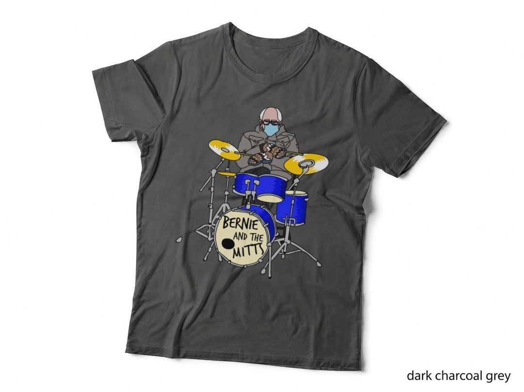 Bernie Sanders Mittens Drumming Funny Drum Inauguration Meme Pullover Hoodie