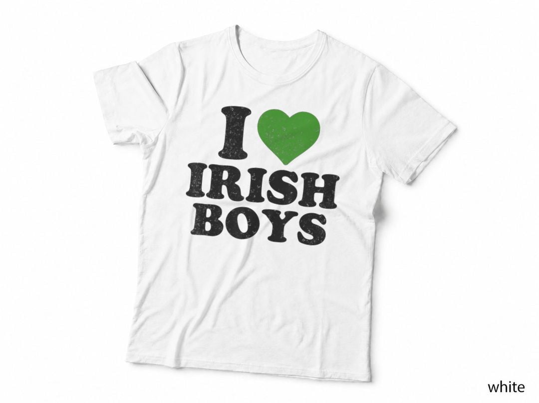I Love Irish Boys Funny St Patrick's Day Heart Shamrock 1 T-Shirt