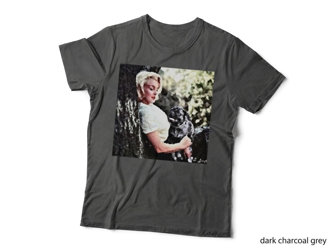 Marilyn Monroe Pug Love T-Shirt