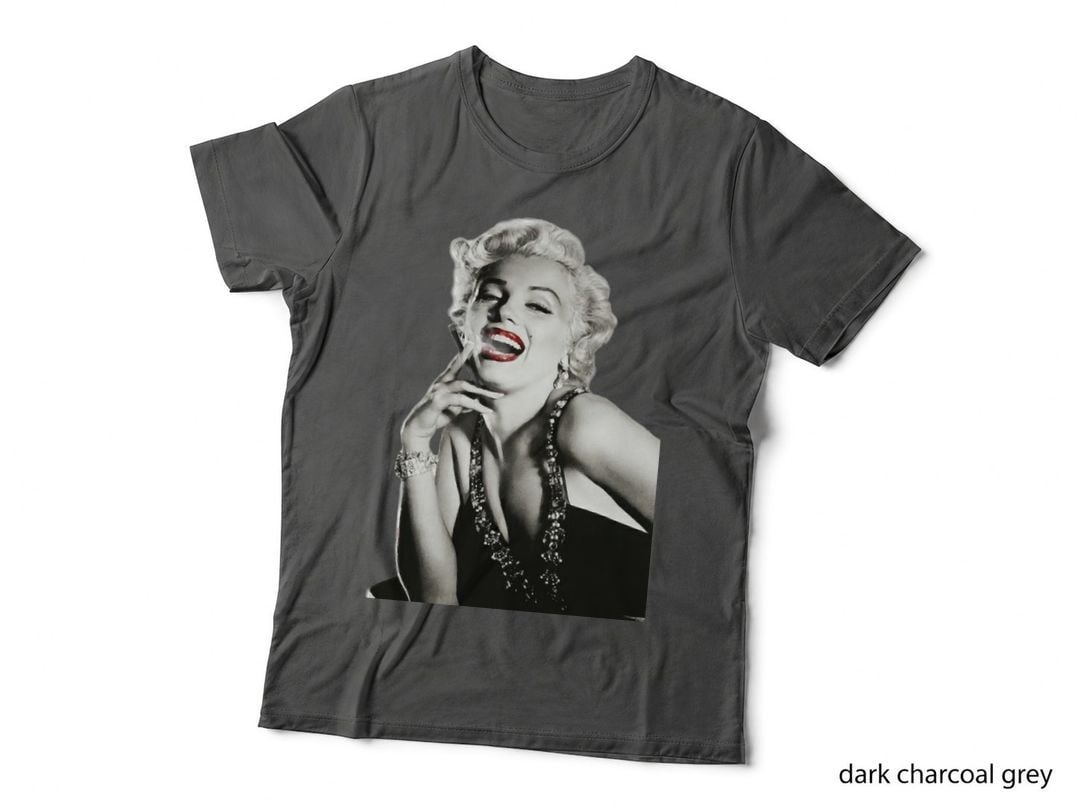 Marilyn Monroe Smoking T-Shirt