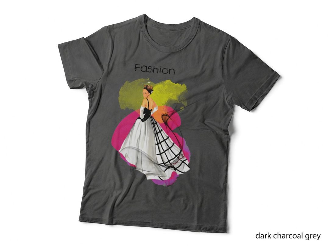 Fashion. Sarah Jessica Parker T-Shirt