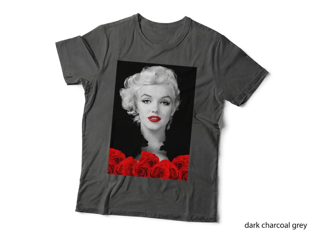 Marilyn Monroe - Love - D70 T-Shirt