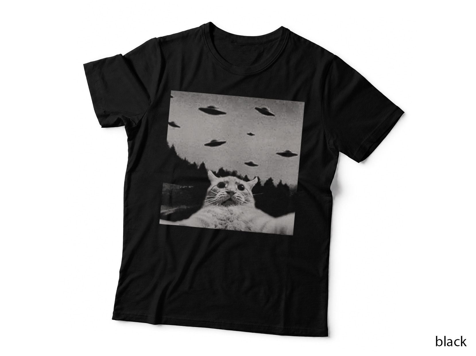 Alien UFO Funny Cat, Space Adventure, Cosmic Humor, Sci-Fi Fun T-Shirt