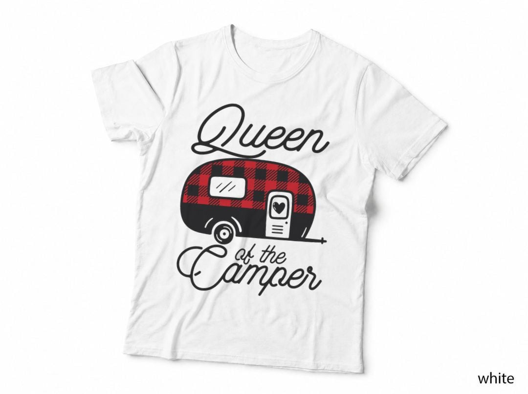 Queen of the Camper Buffalo Women Camper Camping Traveler T-Shirt
