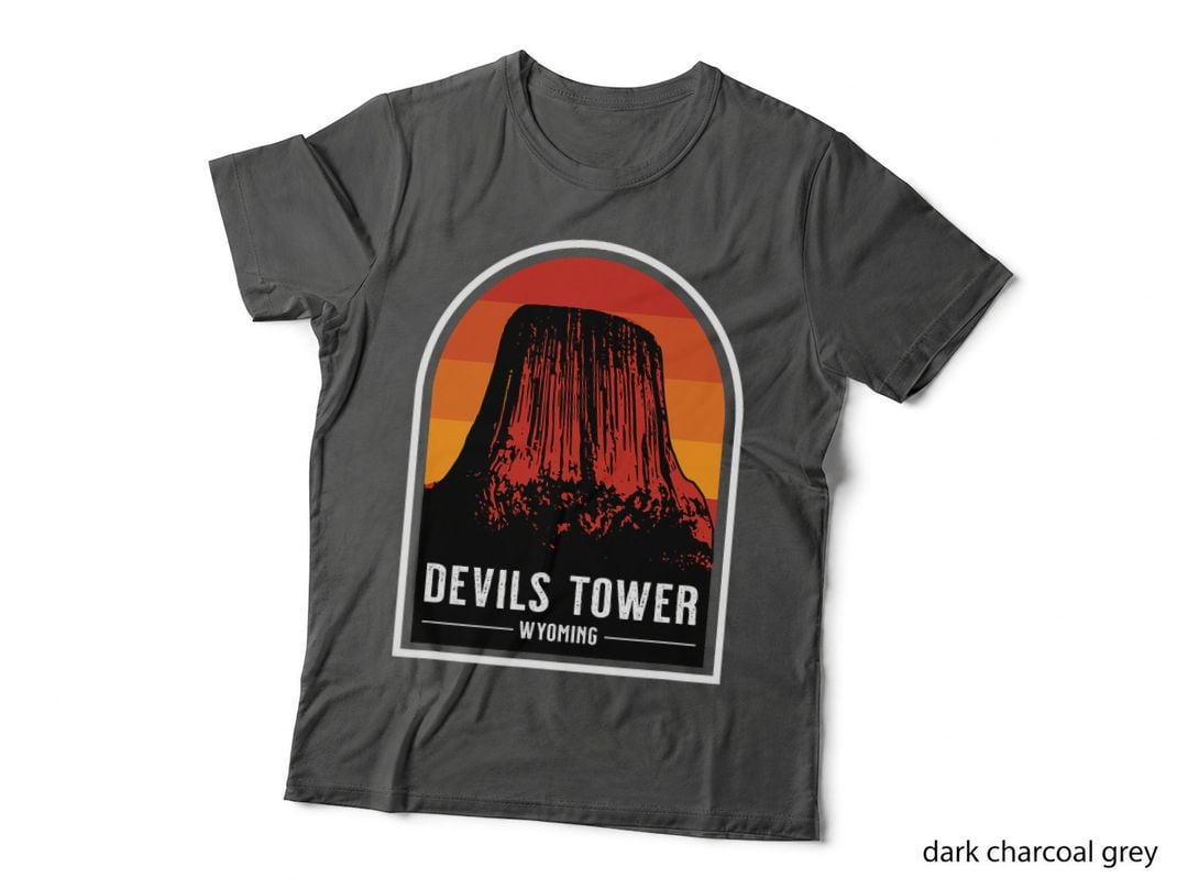 Retro Devils Tower National Monument Wyoming Hiking T-Shirt