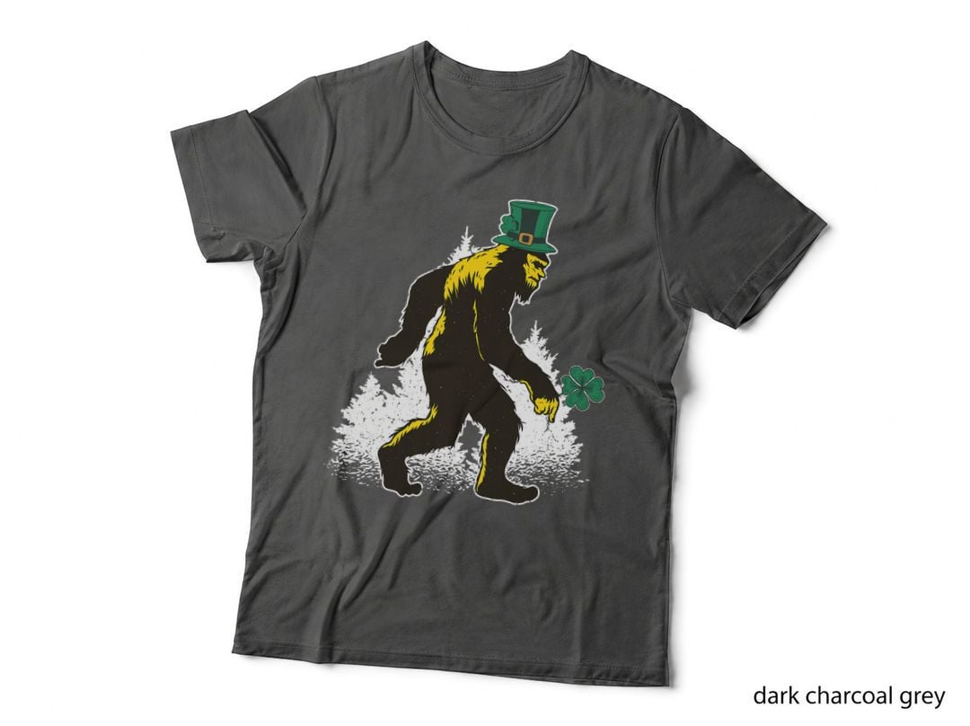 Bigfoot St Patricks Day, Sasquatch Irish Pride, Men's Forest Festival T-Shirt