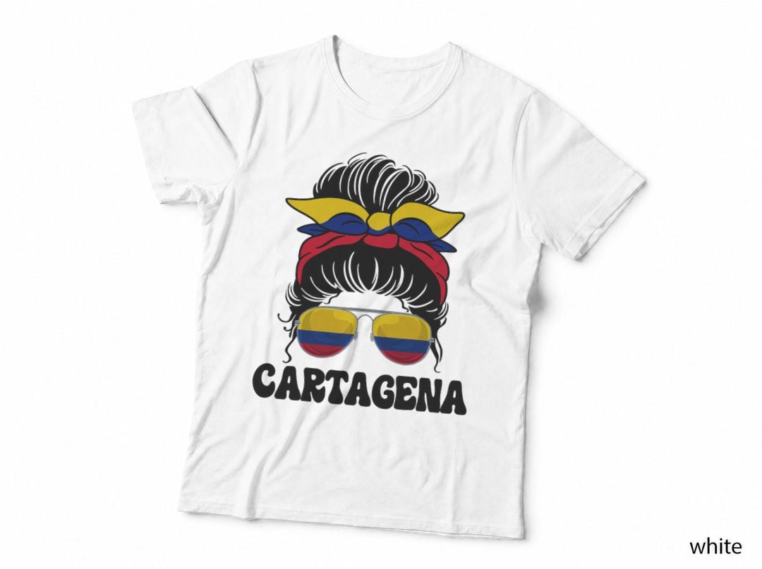 Cartagena Colombia Colombian Girl Colombian Flag Pride T-Shirt