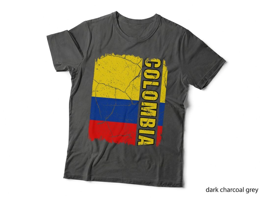 Vintage Colombian Flag Colombia Pride Roots Heritage Gift T-Shirt