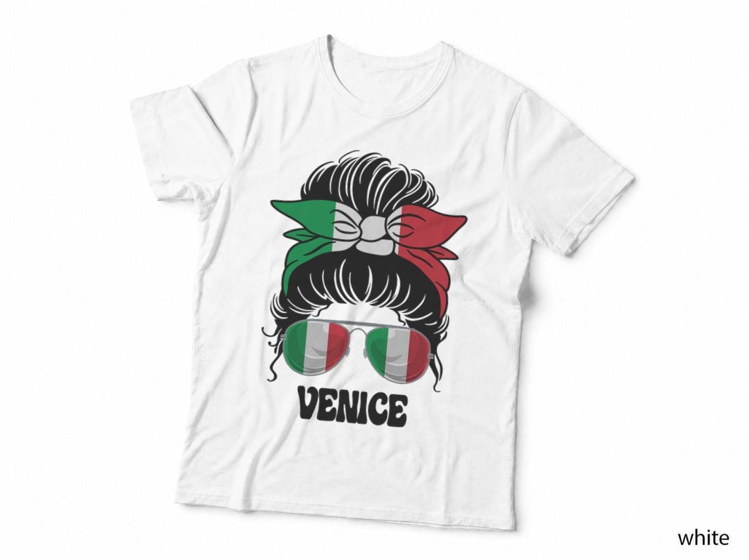 Venice Italy Italian Girl Messy Hair Italy Pride Patriotic T-Shirt