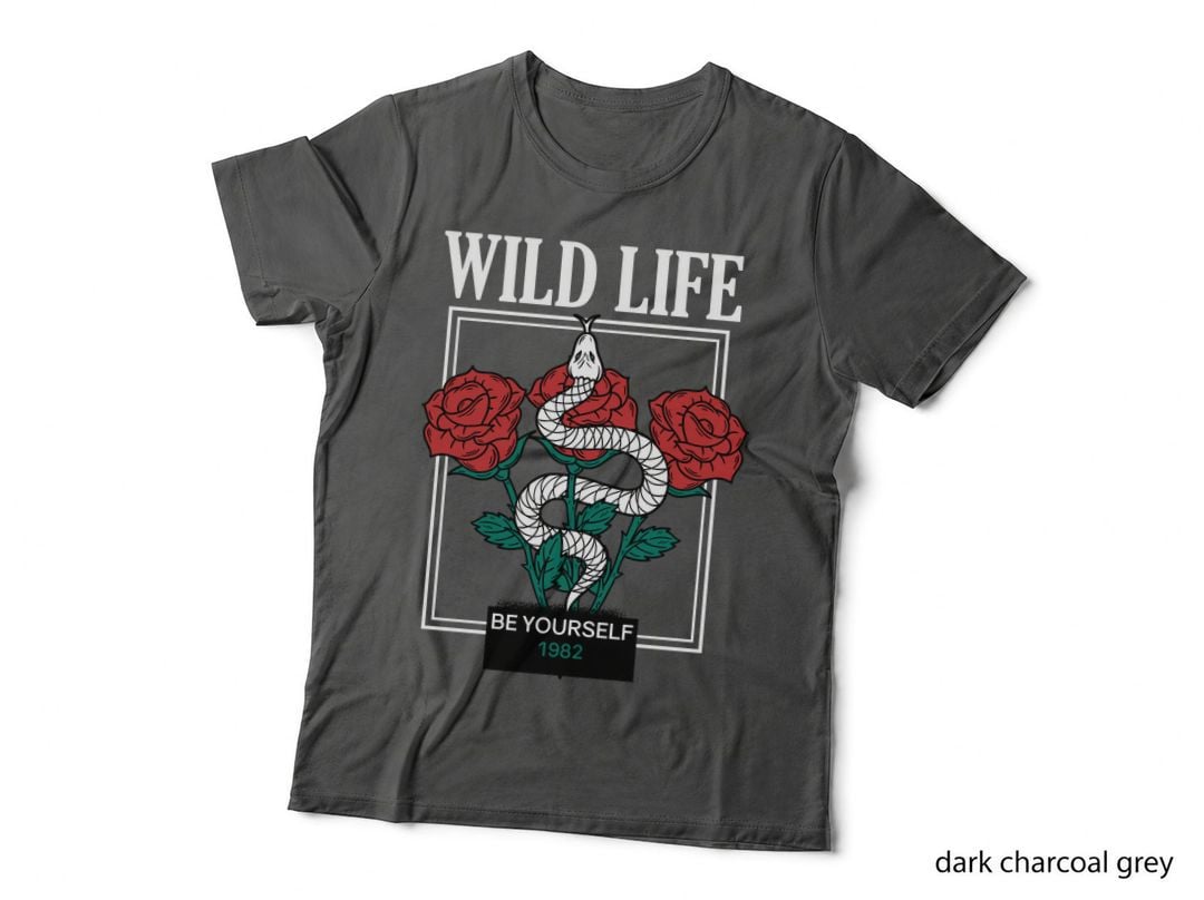 Wild Life Be Yourself 1982 Skull Roses Snakes Distressed Retro Vintage T-Shirt