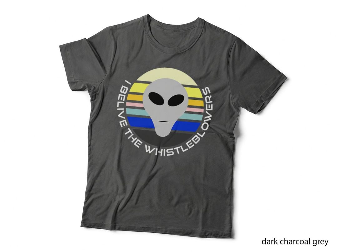 Believe the Whistleblowers Retro Vintage Style Alien Design T-Shirt