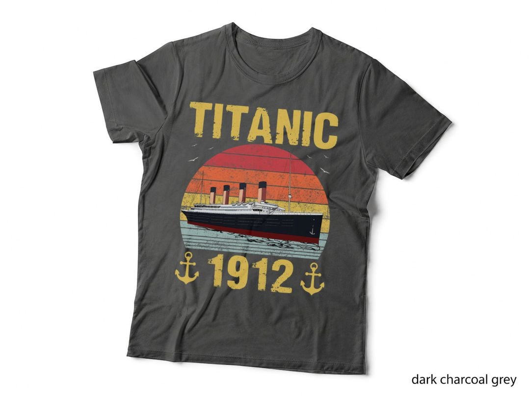 Retro Titanic 1912 Cruise Vessel Vintage Ship T-Shirt