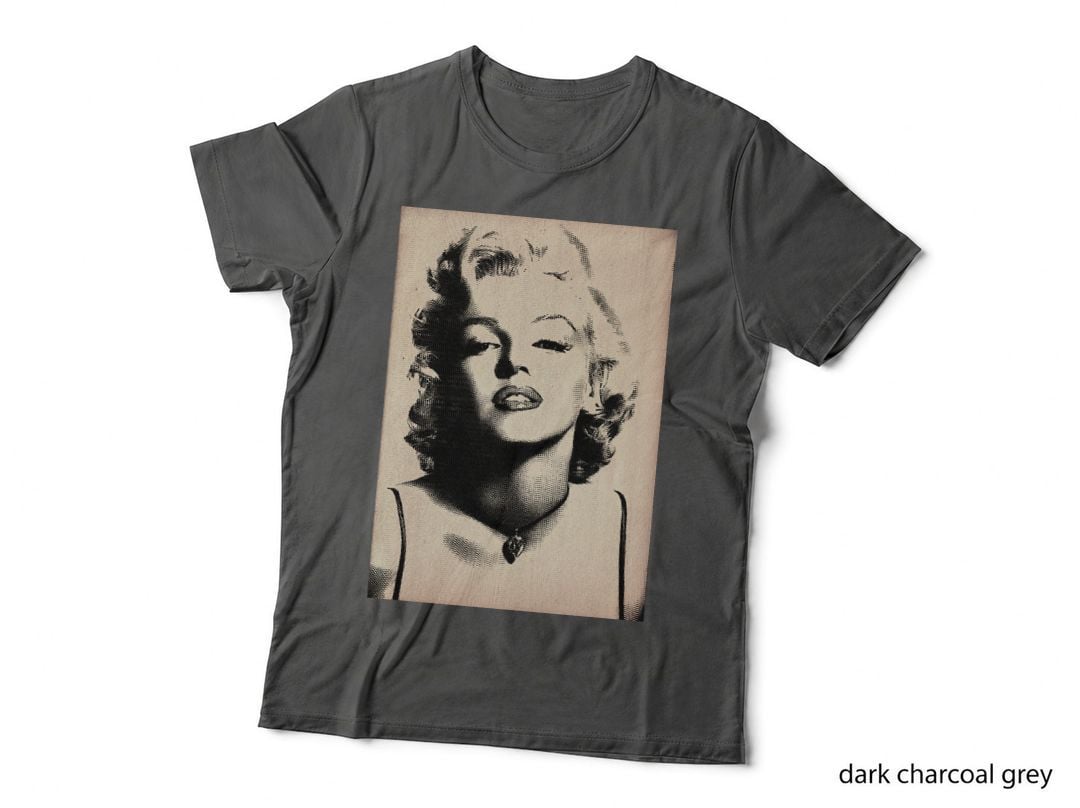 Marilyn Monroe - Vintage Engraving - D48 T-Shirt