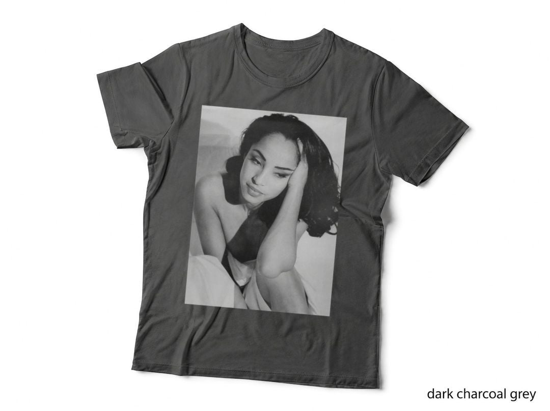 Vintage Black and White Beauty T-Shirt, Retro Fashion Icon, Art Deco Vibes