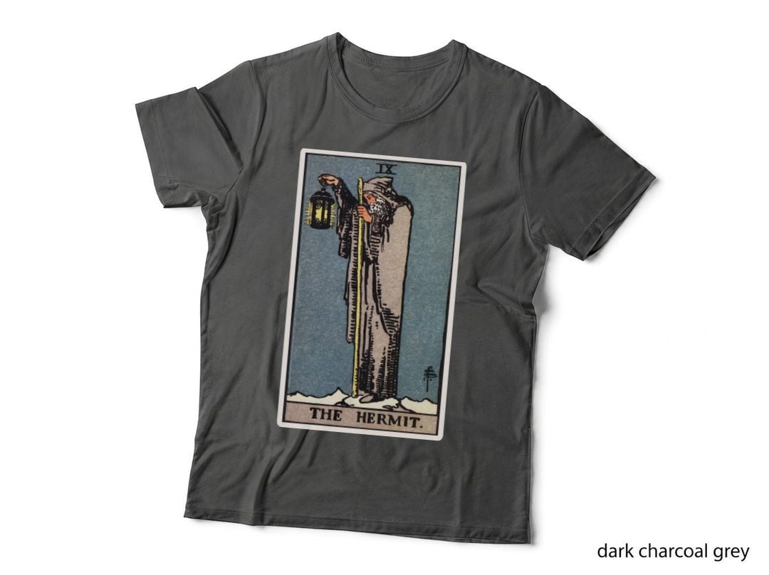 IX. The Hermit Tarot Classic T-Shirt
