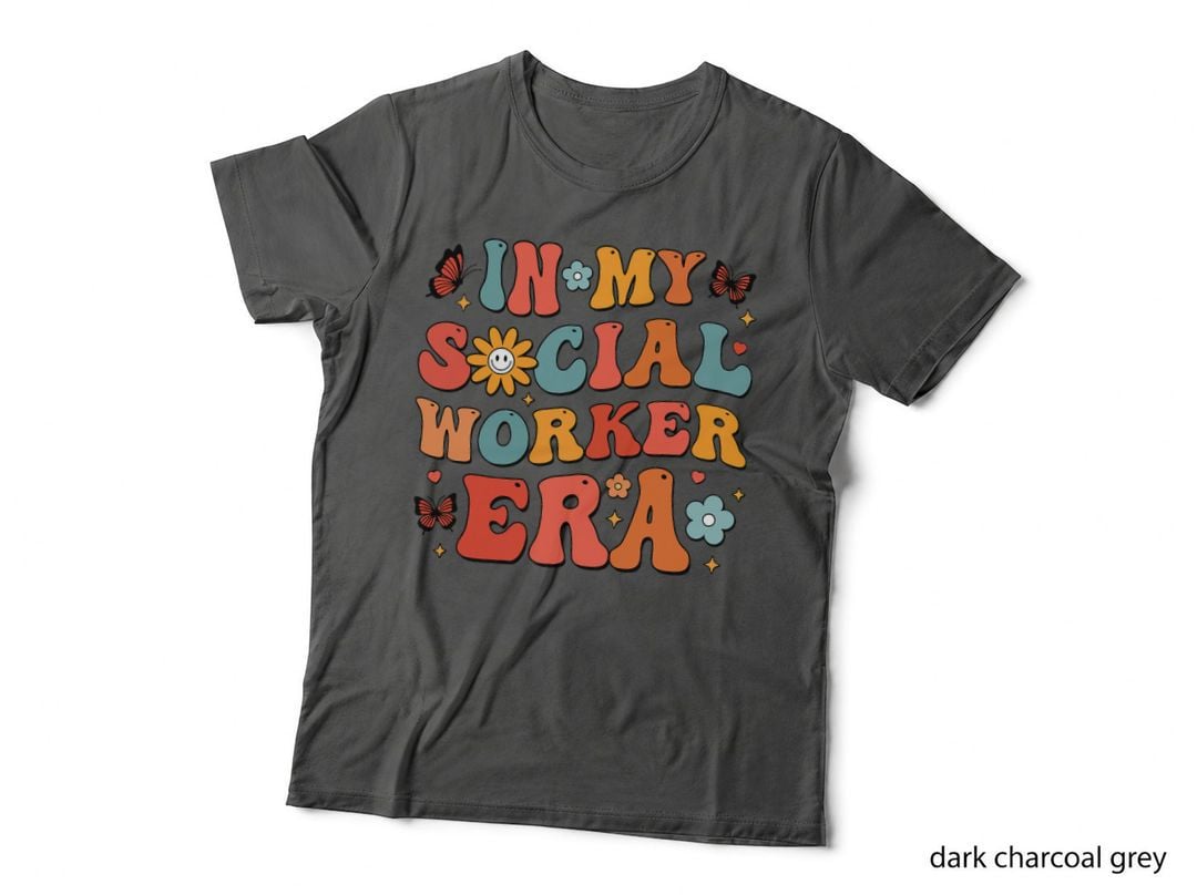 In My Social Worker Era Retro Groovy School Social Worker T-Shirt
