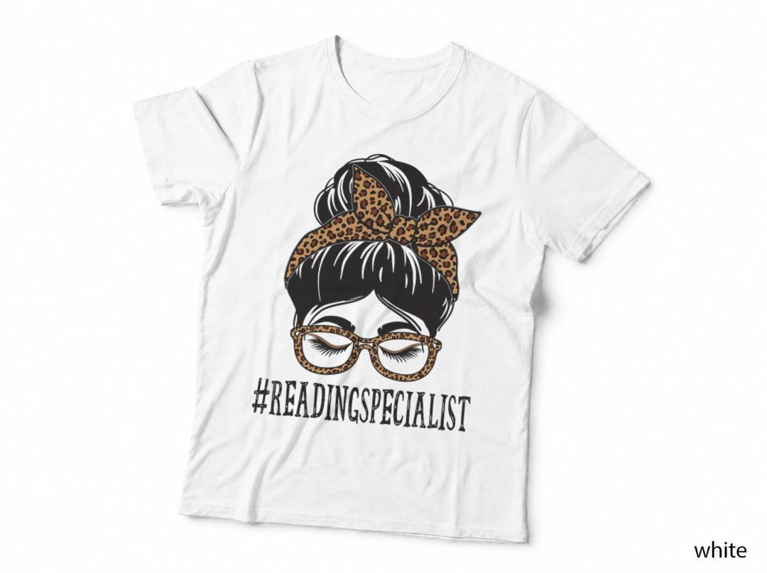 Reading Specialist Leopard Messy Bun Women Back to School T-Shirt