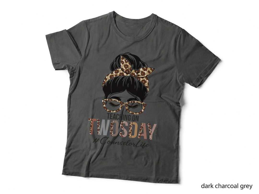 Counselor Messy Bun Leopard Teaching on Twosday 22222 T-Shirt